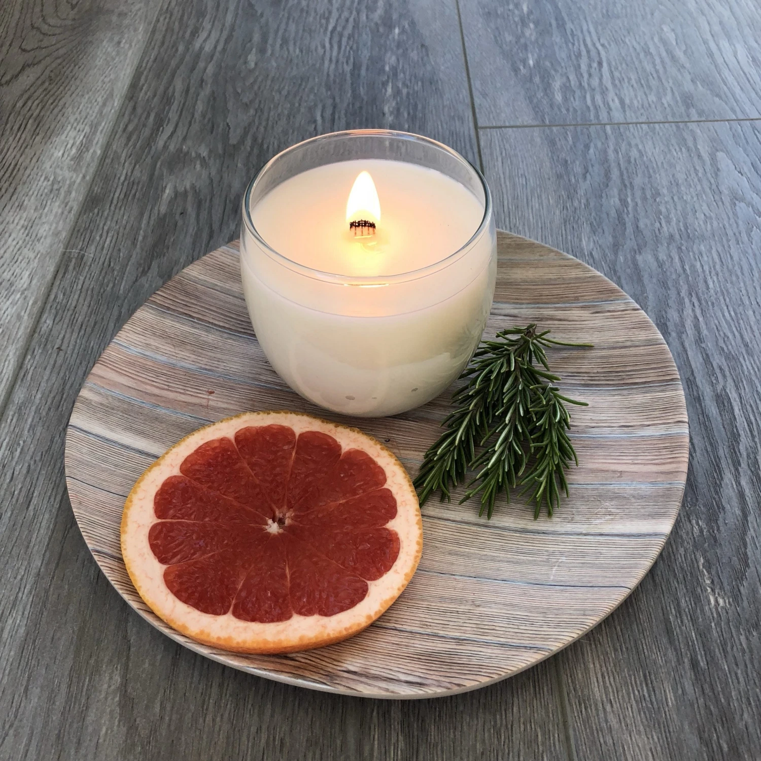 Granita (Rosemary, Grapefruit, Oak) Organic Candle - Image 4