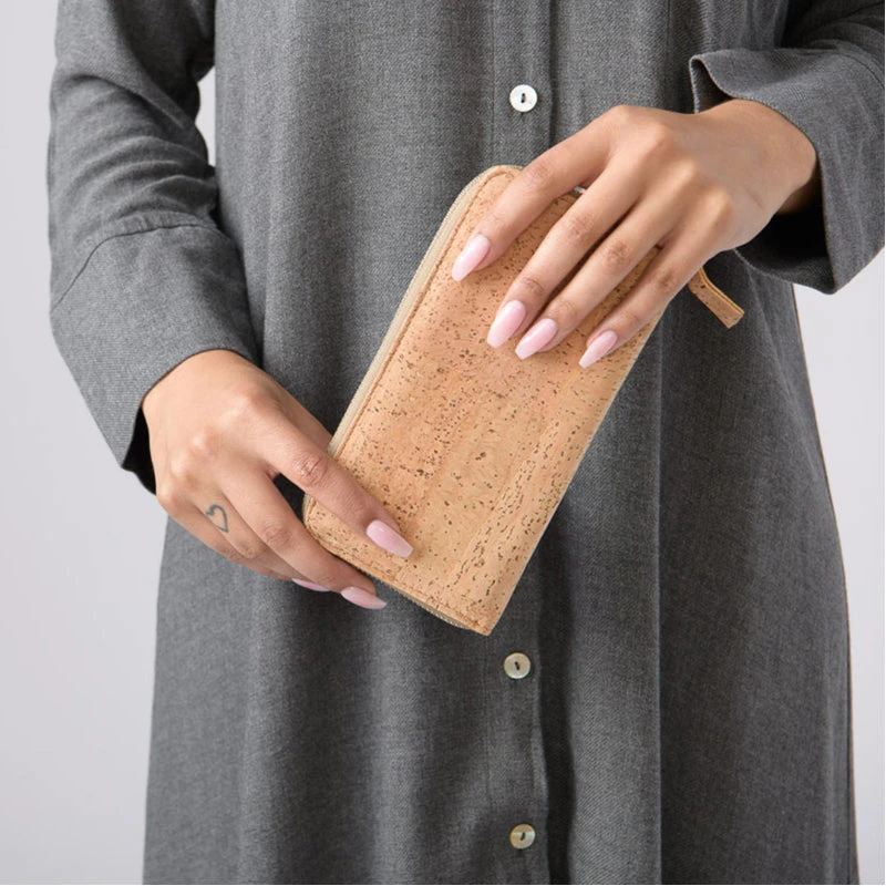 Just Enough Cork Wallet - Image 2