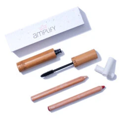 Coy Lip & Eyes Makeup Kit