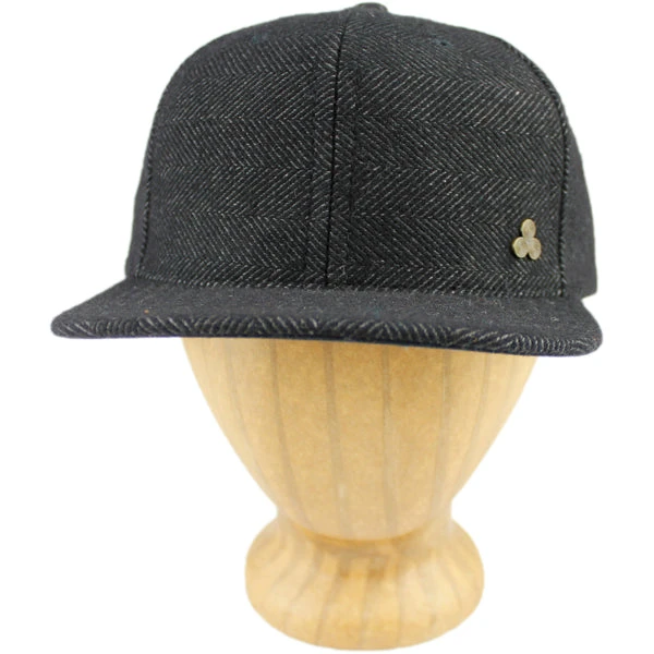Zig Zag Flat Brim Hat