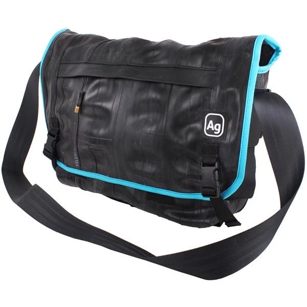 Pike Messenger Bag - Image 2