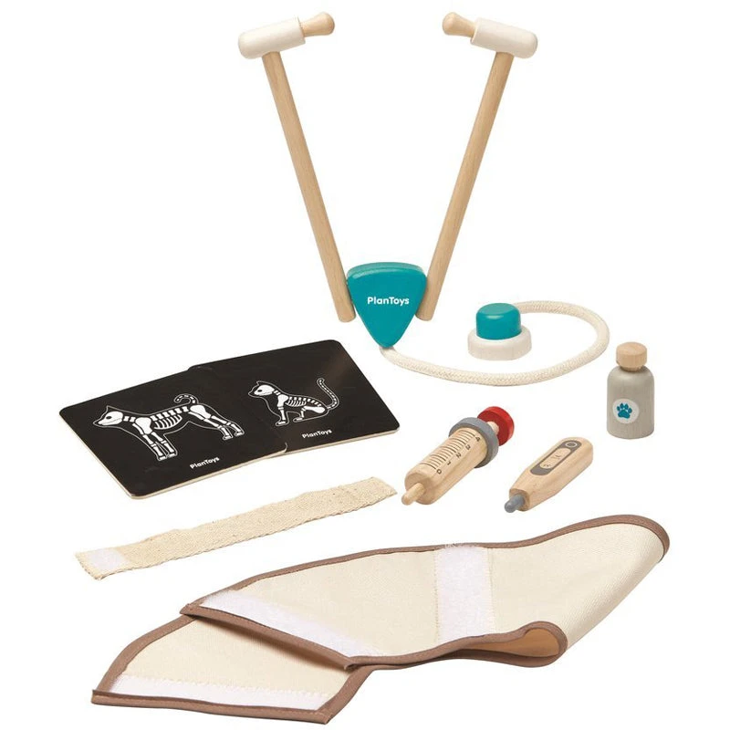 Plantoys Pretend Play Kids Vet Set - Image 2